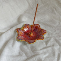 cinnamon and pears. incense holder