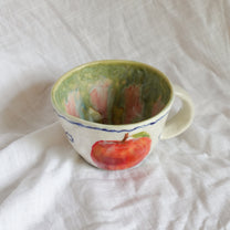 i love apples. mug