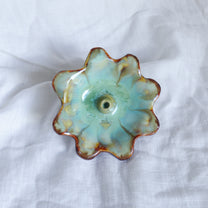 natural springs. incense holder