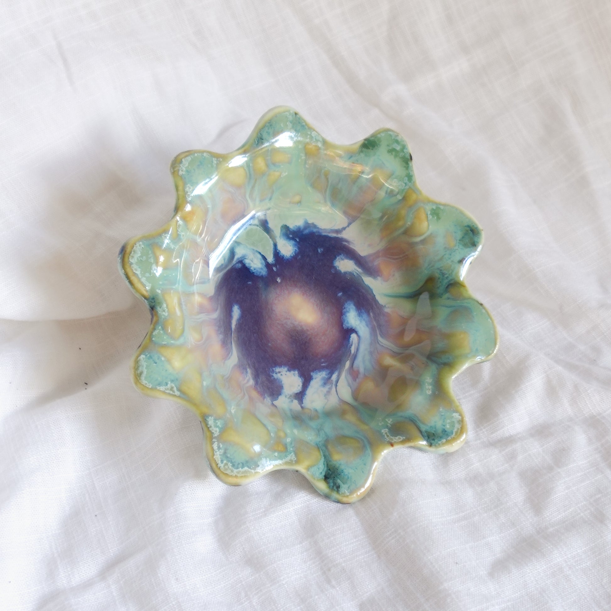 orbiting heaven. trinket dish