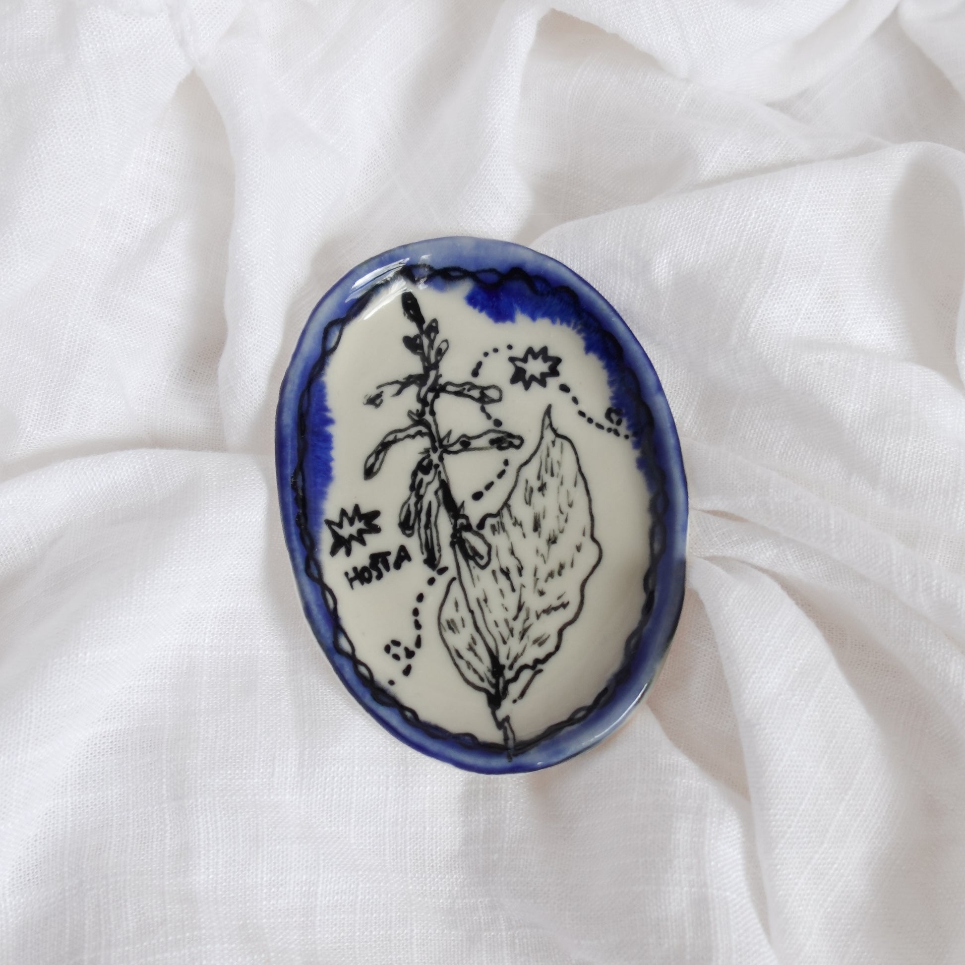 hosta. trinket dish