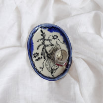 hosta. trinket dish