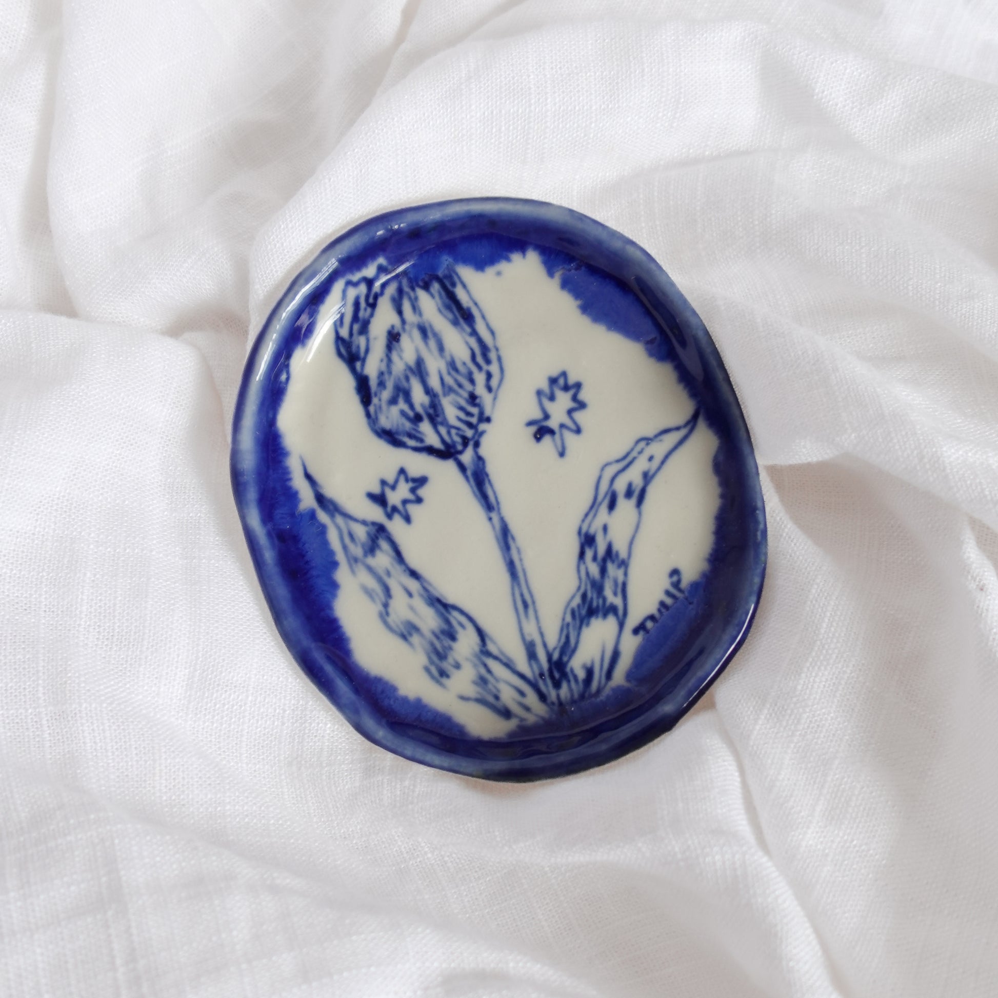 tulip. trinket dish